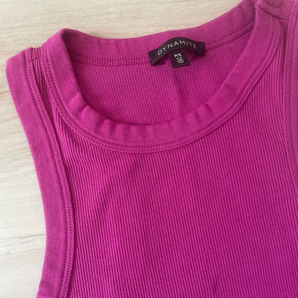 Pink Tank - Picture 3 of 6